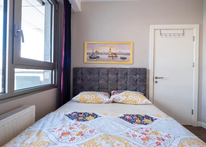 Deluxe 2 اسطنبول